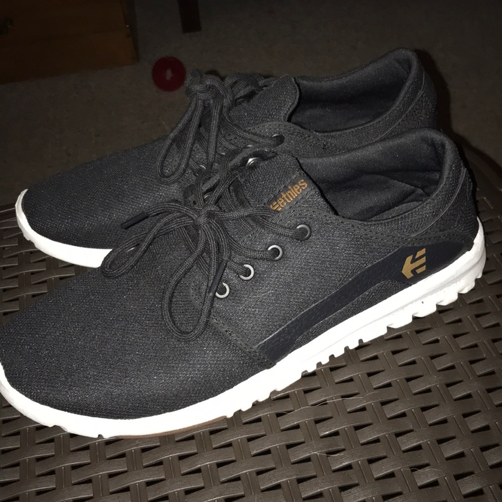 Etnies scout sneaker